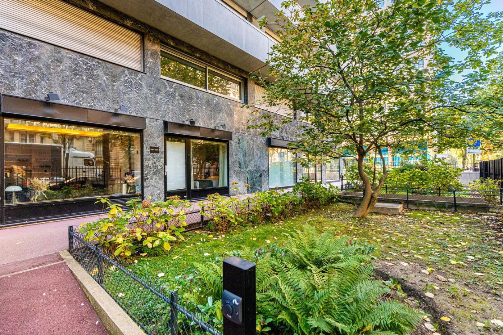 Modern Family Apartment Next To The Eiffel Tower 巴黎 外观 照片